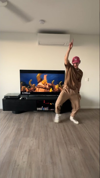 Shrek Dance 🕺 #dance #shrek