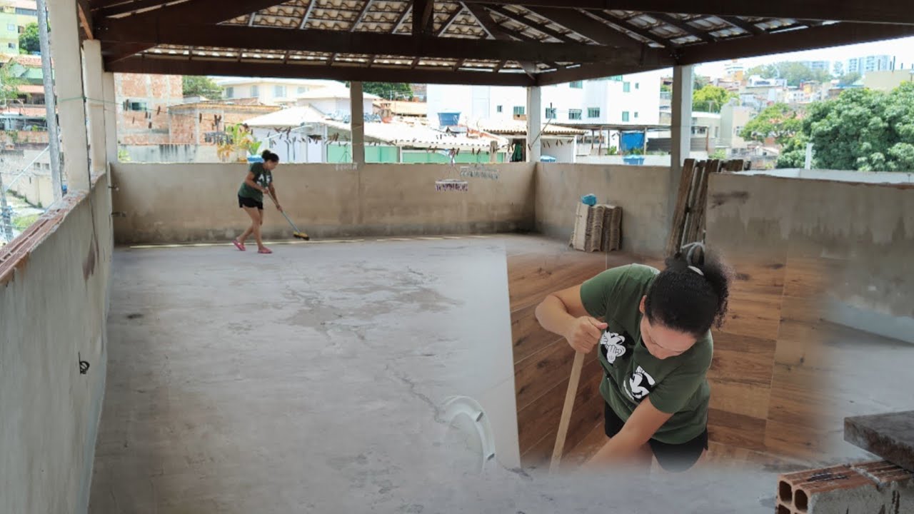 😱 FAXINA PESADA: Lavei Banheiro do Terraço, Laje e Almoço de Sábado! 🧹✨