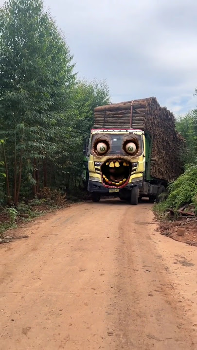 'Dump Truck Raksasa ‼️Angkut Muatan Kayu Penuh! Kuat Banget!' #truck #truk #funny #automobile