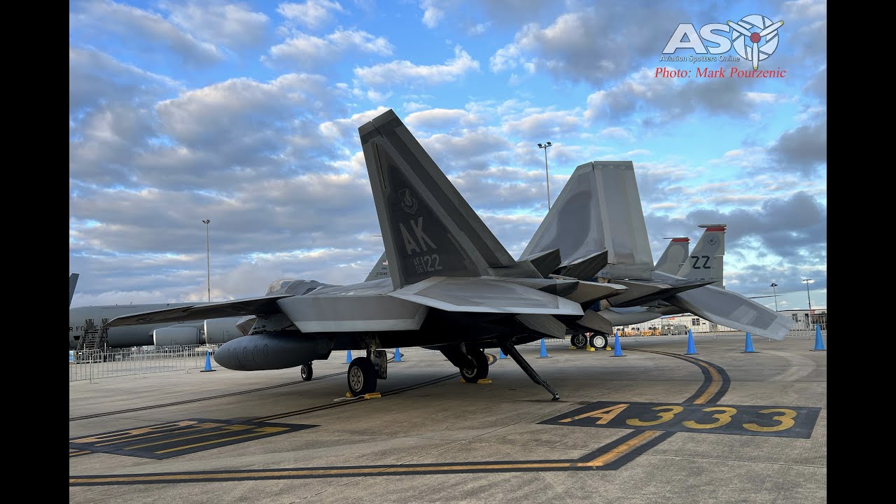 USAF  F-22A Raptor Departure Melbourne Airport.