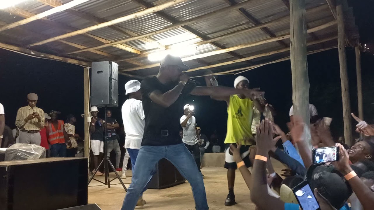 Tyga Boy Mukoni Ft Rude-Kid Venda Performance At Dee Park