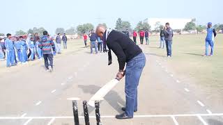 Sananth Jayasuriya Playing Softball Cricket screenshot 3