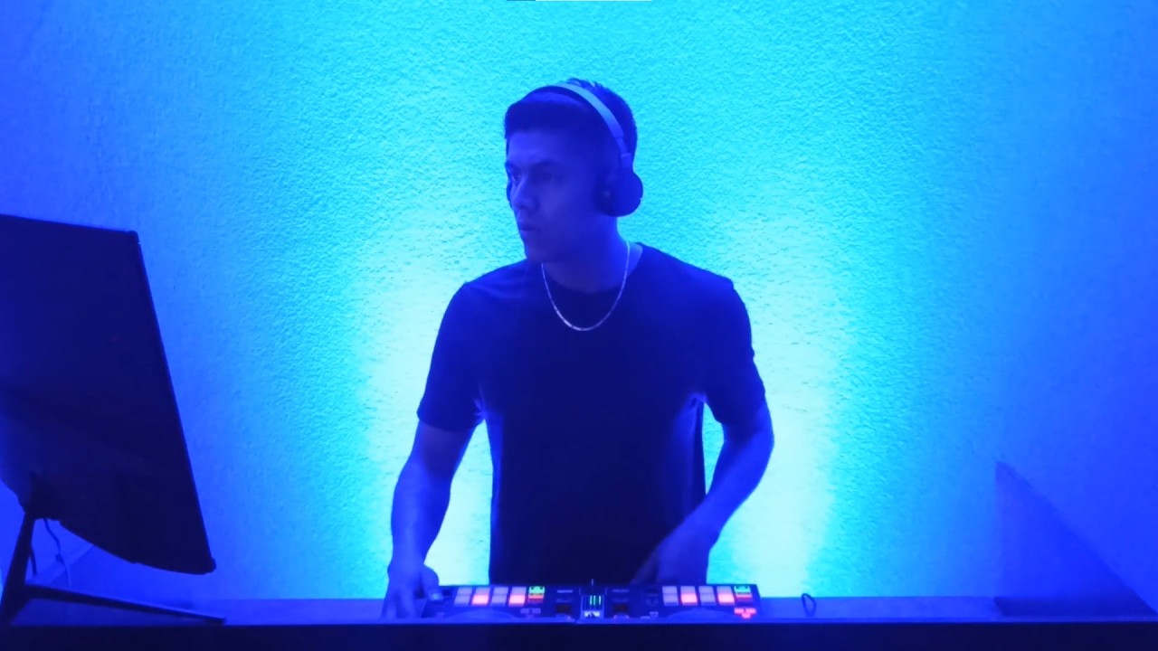 Pantter | Techno DJ Set in a Dark Blue Ambient | 2026