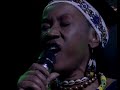 Busi Mhlongo - Yaphel'imali yami Live