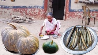 Rural old grandma cooking PUMPKIN with SNAKE FISH।। Cooking and eating।।the traditional cooking