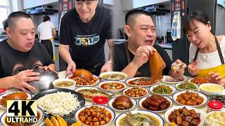 I could have eaten everything, but I insisted on starving myself.