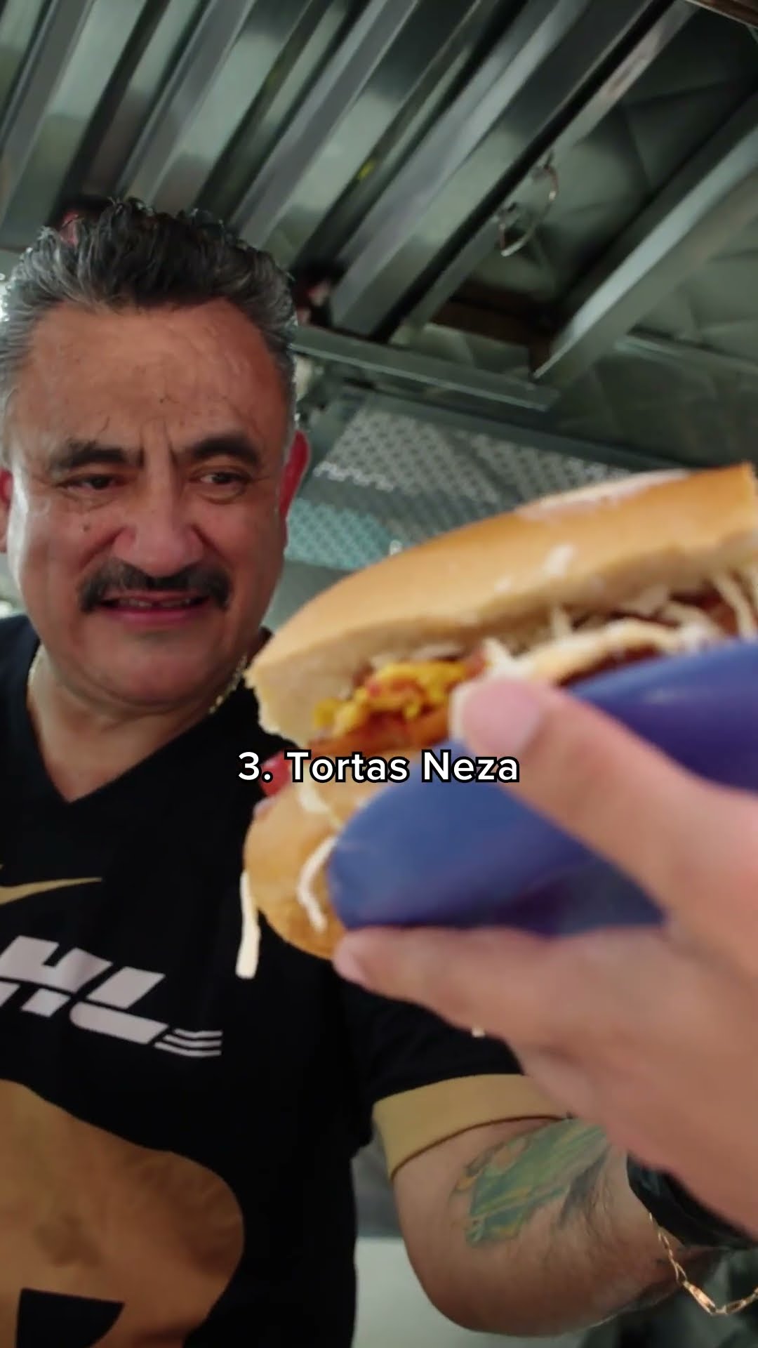 Adam Richman eats 4 classic NYC sandwiches BY BUDGET ??