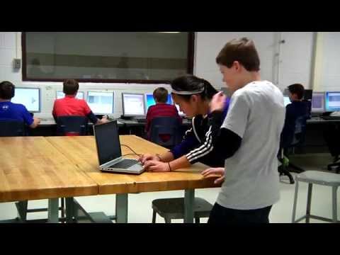 Bay View Middle School Students Highlight Robotics Program
