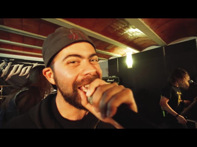 Apotropaico - Under Control