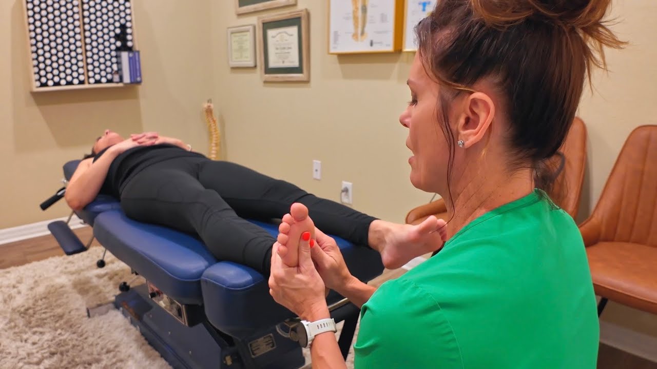 Lots Of Tension On Her Feet! 🦶