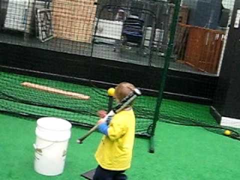 3 Year Old Baseball Player Batting Practice - Bryc...