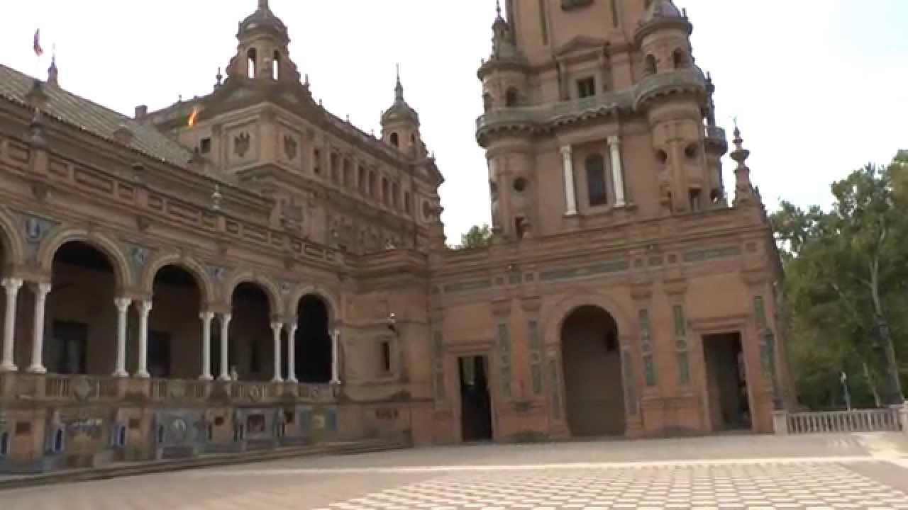 Segway tour of Sevilla - Plaza de España