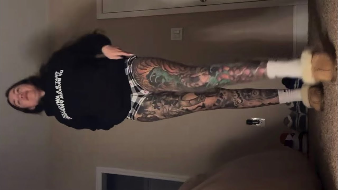 Tatted Baddie TikTok Live (12/2/25) - YouTube