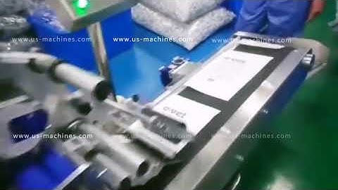 Automatic empty bag pouch paging feeding top labeling machine label applicator for bags