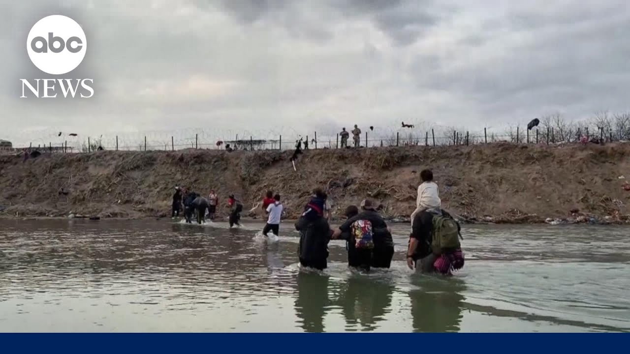 Senators reach bipartisan deal on immigration bill