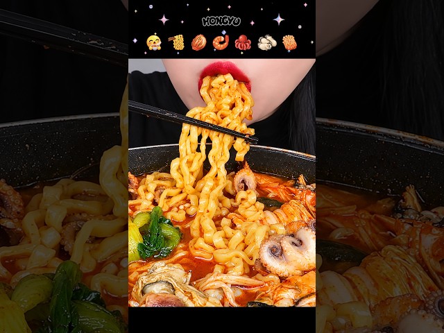 ASMR EMOJI FOOD SPICY RAMYEON 해산물 듬뿍 짬뽕 라면 먹방 (순서대로 먹기)