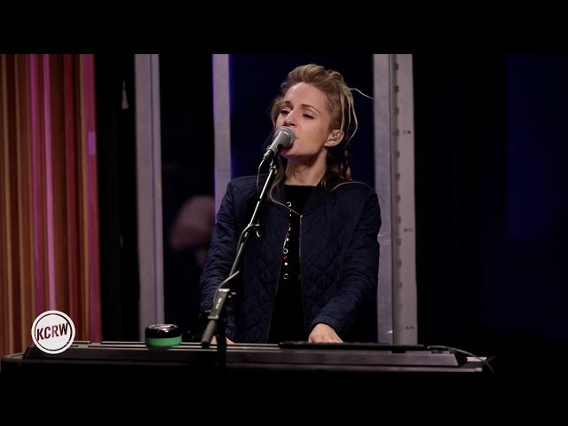 Agnes Obel performing Familiar Live on KCRW class=