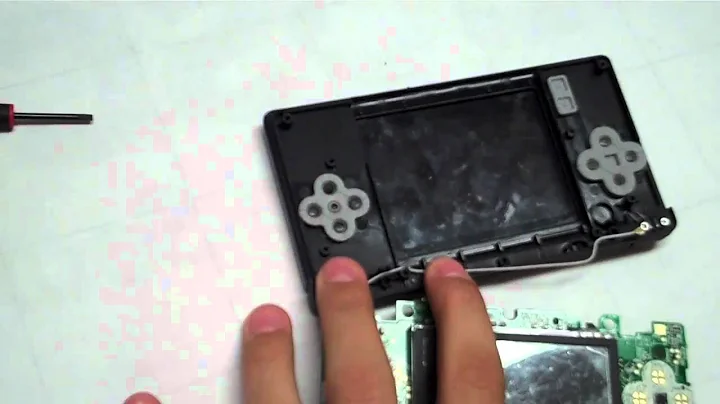 How to Fix DS Lite Broken Hinge & Replace Shell 2/2