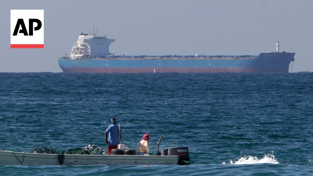 Iran effectively stops tankers from using the Strait of Hormuz