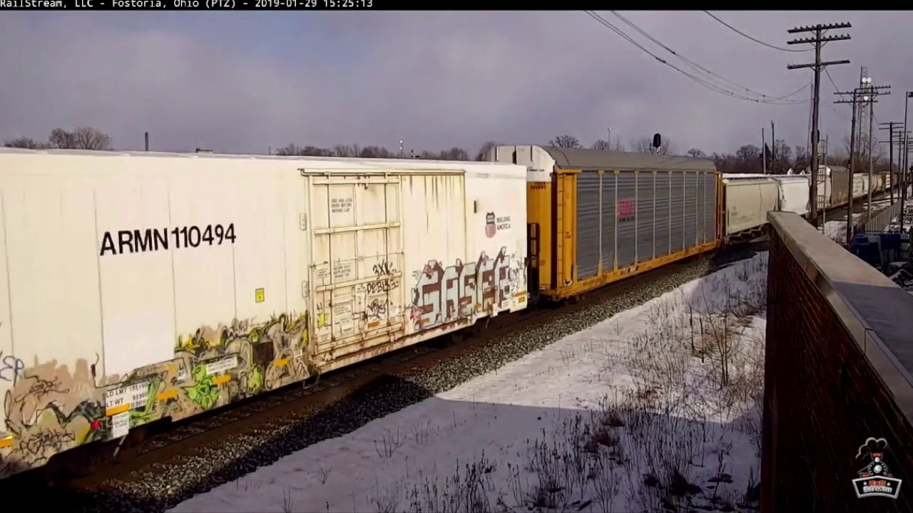 CSX Mother & Mate in Fostoria - YouTube