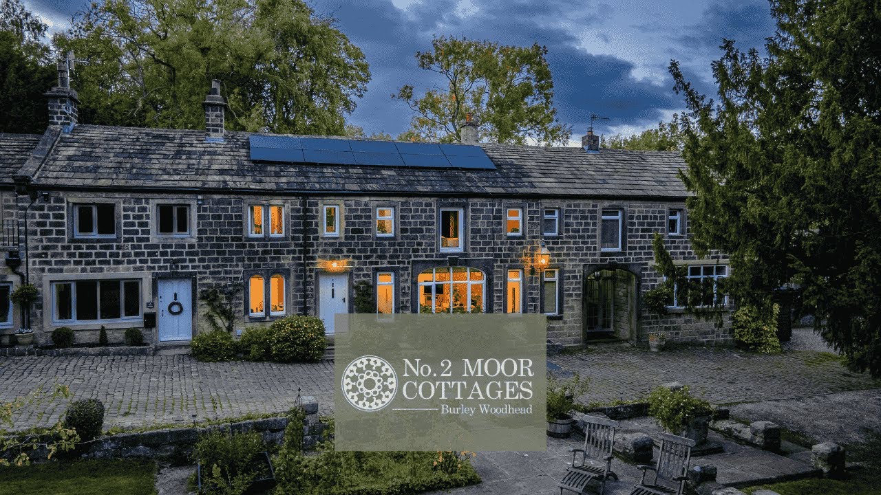COSY QUINTESSENTIAL COTTAGE  | 2 MOOR COTTAGES | BURLEY WOODHEAD | WEST YORKSHIRE