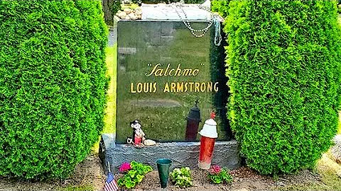 Louis Armstrong's Grave
