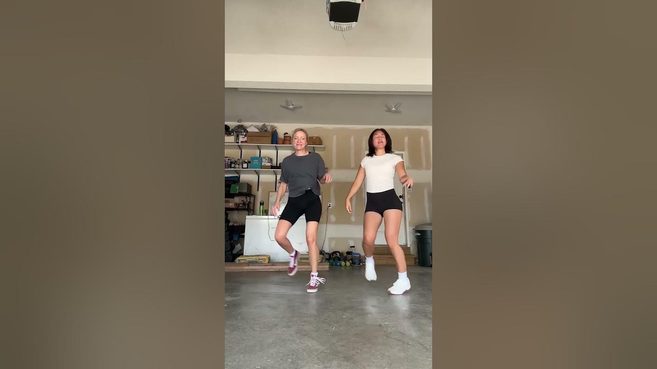 Ice Ice Baby choreography 👯‍♀️ @ShuffleMamas #fanvideo