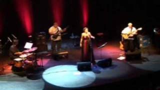 Ligia Piro - So in love / Mais que nada
