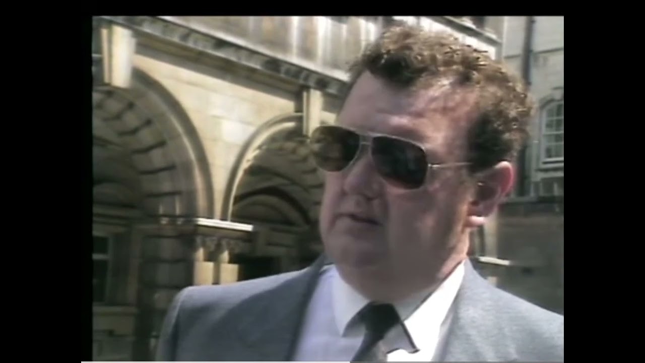 gypsy travellers living in Glen Road site 1987 Belfast