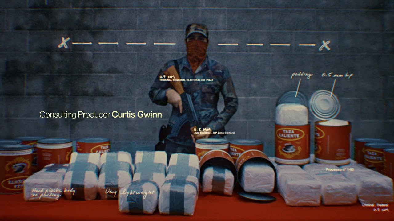 【Narcos】Opening Theme "Tuyo" - Rodrigo Amarante