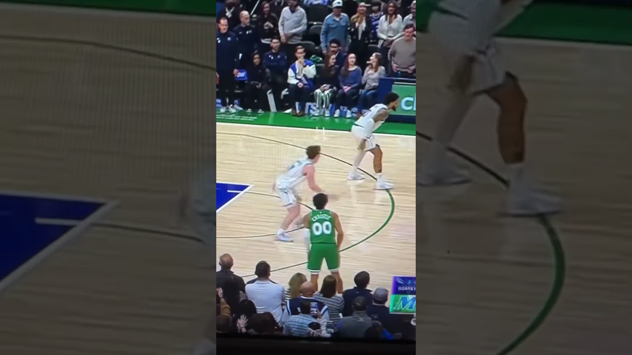 Купер Флэгг набрал 50 очков.