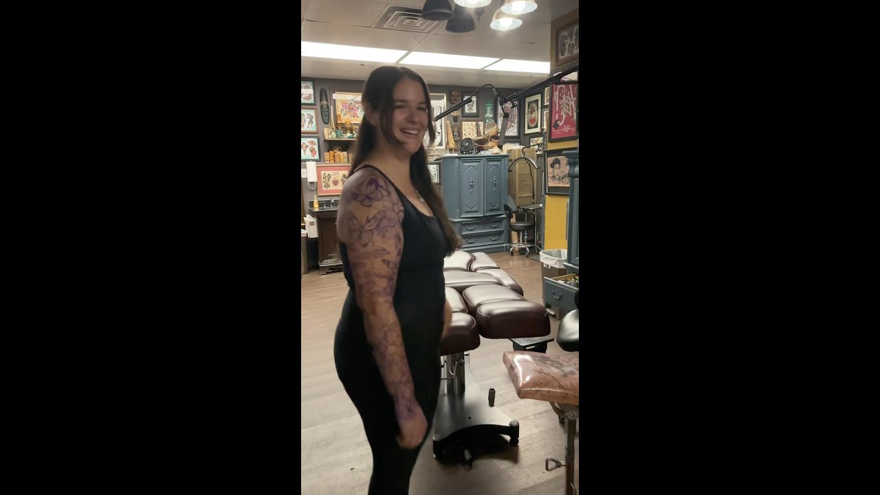 So grateful for my clients…. @hannahxbxx is starting a new project today 🙏🏼🫶🏽🦋🍄