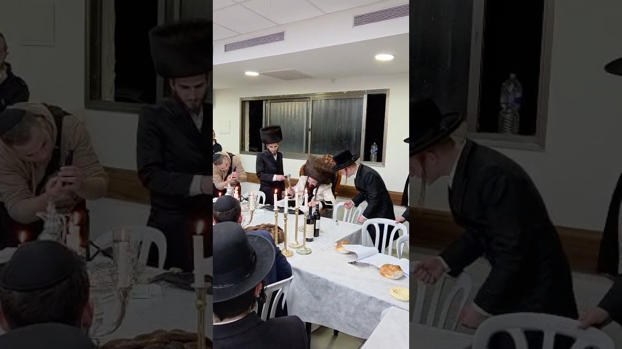 כ"ק האדמו'ר ממעזבוז במעמד שבירת האייפון בזאת חנוכה