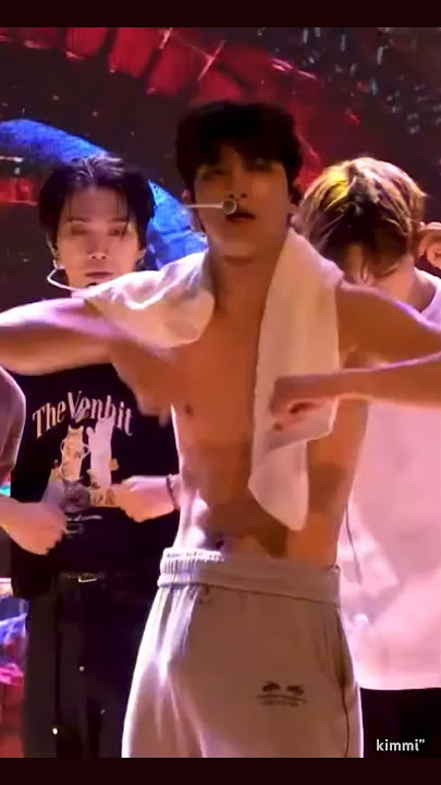Hangyul knows exactly what he’s doing with those grey sweatpants #HANGYUL #BAE173 #FANCAM