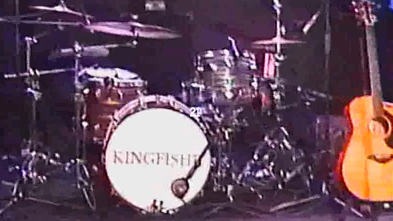 Kingfishr – 21 vhs lyric video