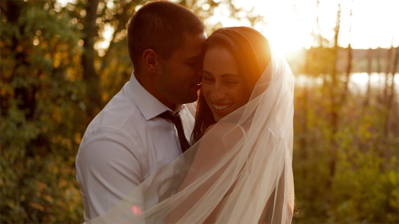 Louie & Dani - Outing Lodge at Pine Point in Stillwater, Minnesota - Cinematic Short