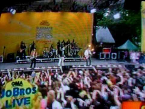 Jonas Brothers On Good Morning America Part4