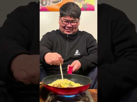 【農家飯】きのこ農家の超簡単最強レシピ！椎茸丼を喰らう#shorts