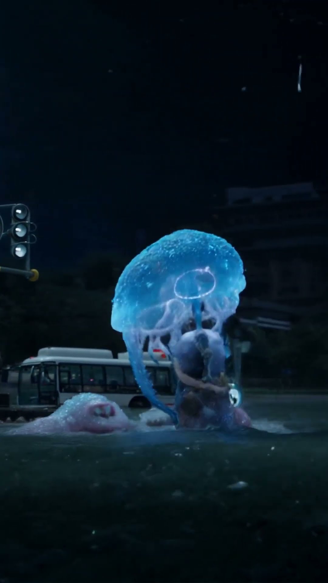 Jellyfish MONSTER Escaped?!