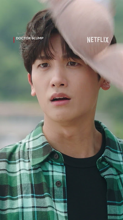 #ParkHyungsik gets slapped in the face by a flying bra #DoctorSlump #ParkShinhye #Netflix