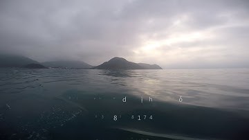 2 phút lặn biển bắt ốc bàn tay