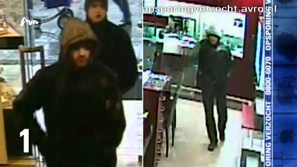 Eindhoven: Overval Juwelier Sanders in winkelcentrum Woensel