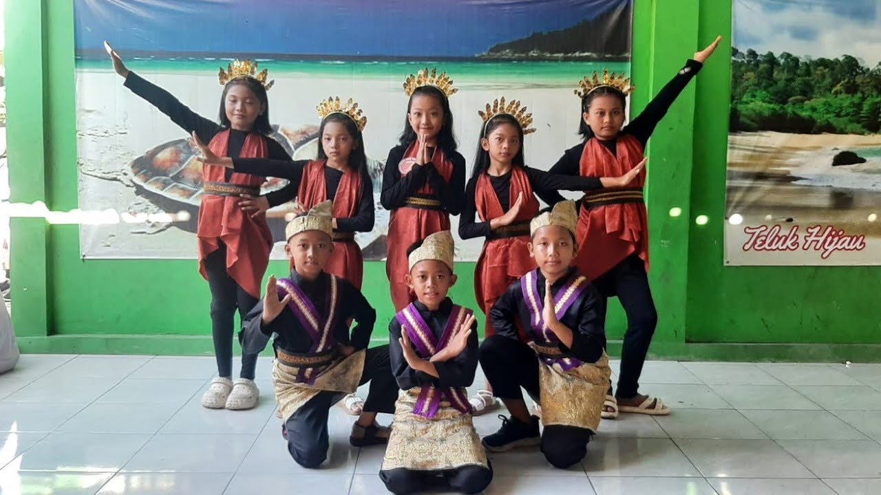 GELAR KARYA P5 KELAS 3C - TARI SIPATOKAAN