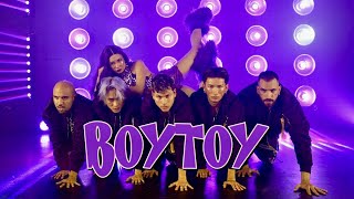 BOYTOY - Halle ABADI - SiliconCreative Production
