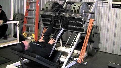 Elitefts.com - Leg Presses Against Bands