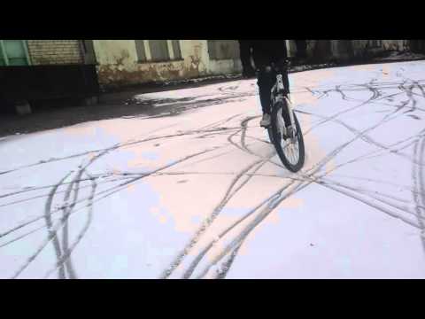 Video: Ko nozīmē braukt ar velosipēda riteni?