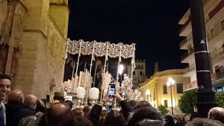 4K | La Candelaria entrando en la Catedral con "Campanilleros" por Cruz Roja 2024
