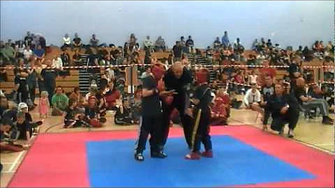 Sam Colson, 12 year old Kick Boxer, Knock out Torn...
