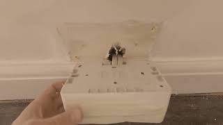 Decorating tutorial: Lining paper walls and tools you will need vid #1