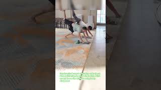 How Pros Stretch Large Carpets Seamlessly! #construction #flooring #carpetinstallation #tools